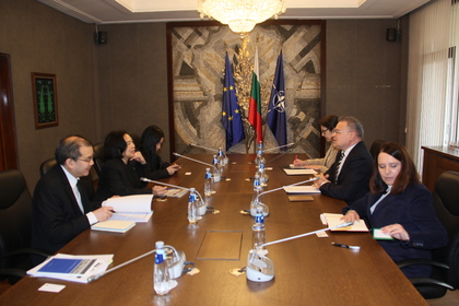 Среща на г-н Тодор Стоянов, генерален директор на  Генерална дирекция „Двустранни отношения“ в МВнР,  с г-жа Кронгканит Ракчарън, Генерален директор на департамент „Европейски въпроси“ в МВнР на Кралство Тайланд